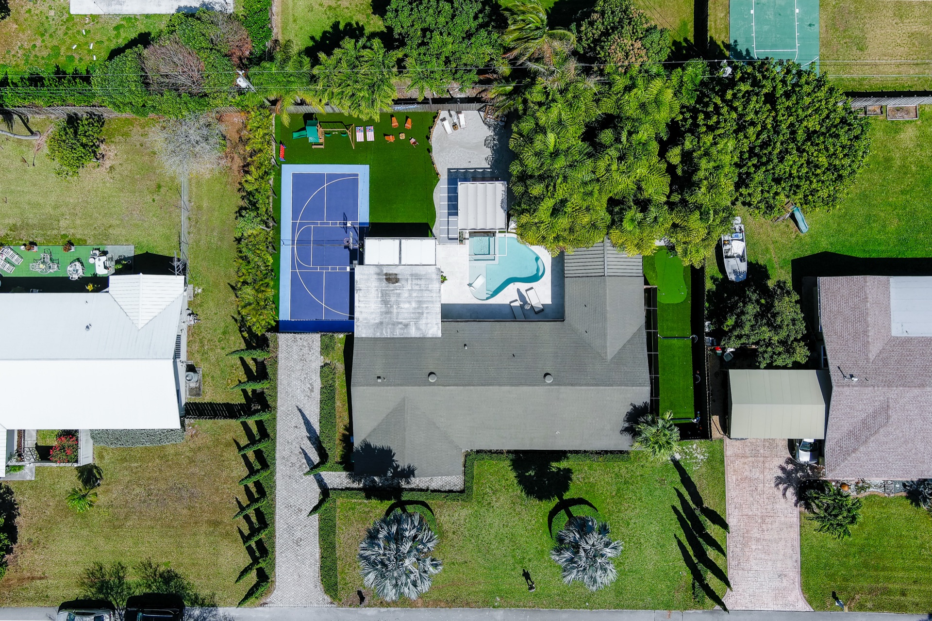 Aerial view of Miami Lux Resort location
